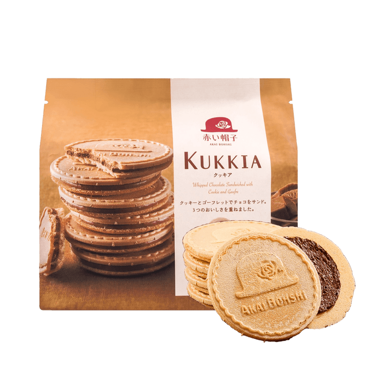 Whipped Chocolate Sandwiched with Cookie